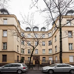https://hugo.krakowhotelspoland.com